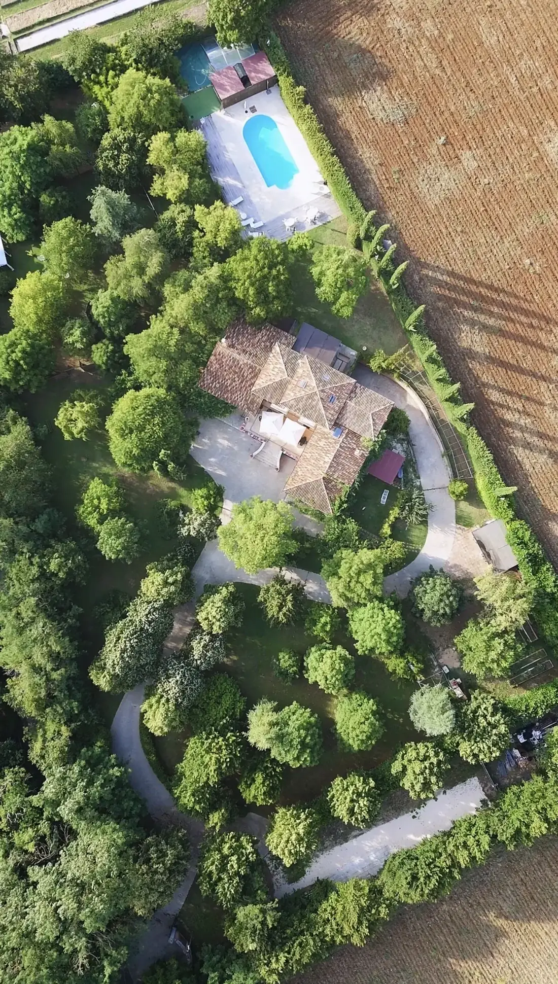 La Terra di Gaia: la villa e il giardino con vista sul paesaggio abruzzese